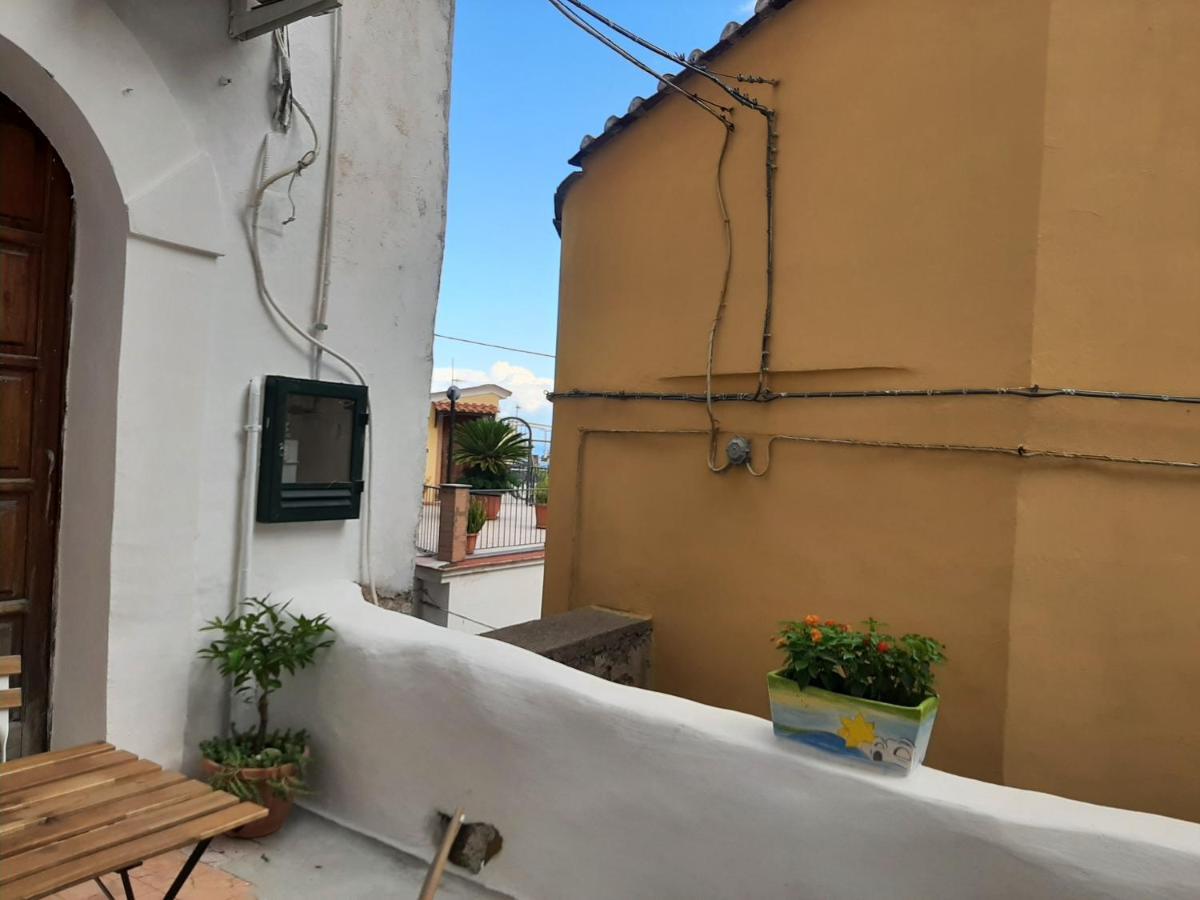 Casa Vacanza Le Tre Sorelle Vietri Dış mekan fotoğraf